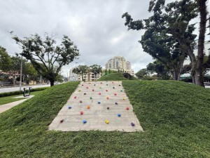 taman-lip-sin-park-2