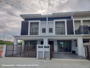 taman-simpang-empat-show-unit